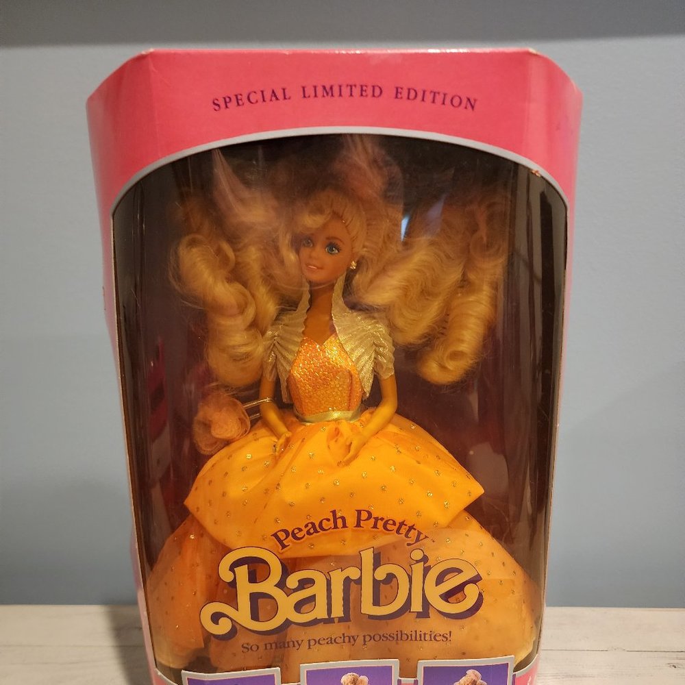 1989 Peach Pretty Barbie NIB